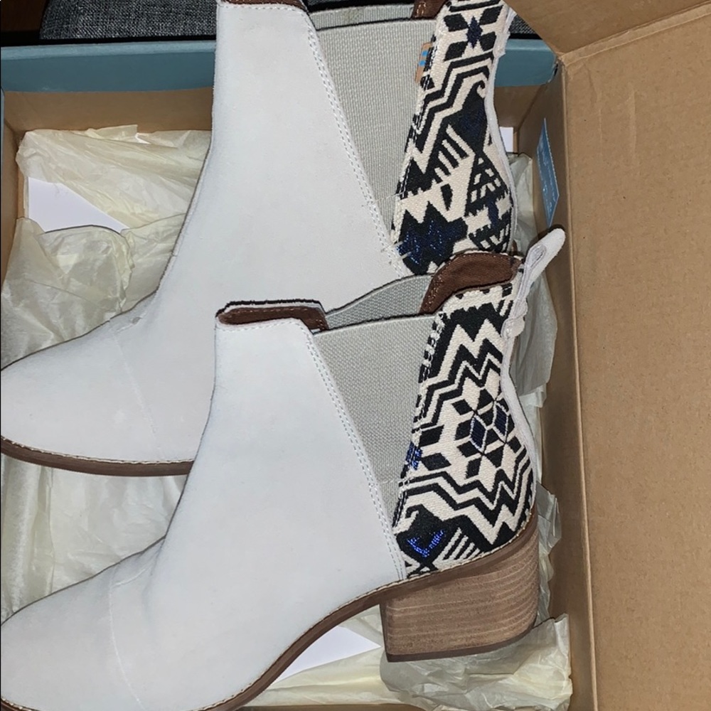 TOMS ANKLE BOOTS